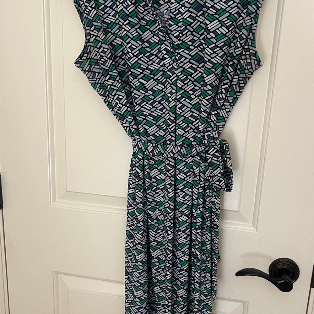 Jones New York Blue and Green Wrap Tie Front Midi Dress